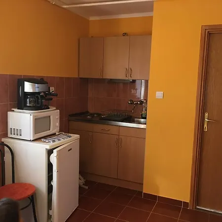 Apartment Mano *
